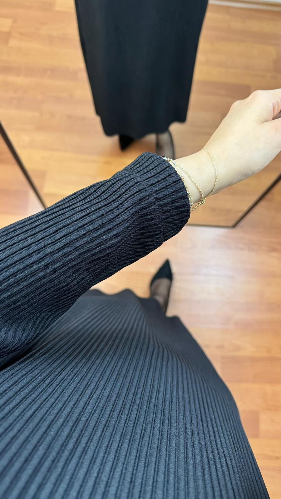 Siyah Fitilli Elbise