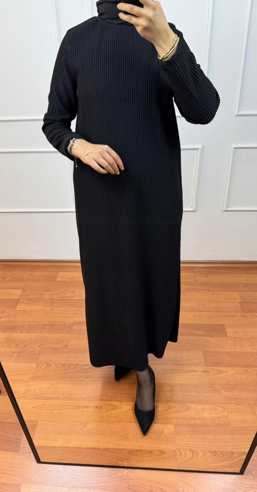 Siyah Fitilli Elbise