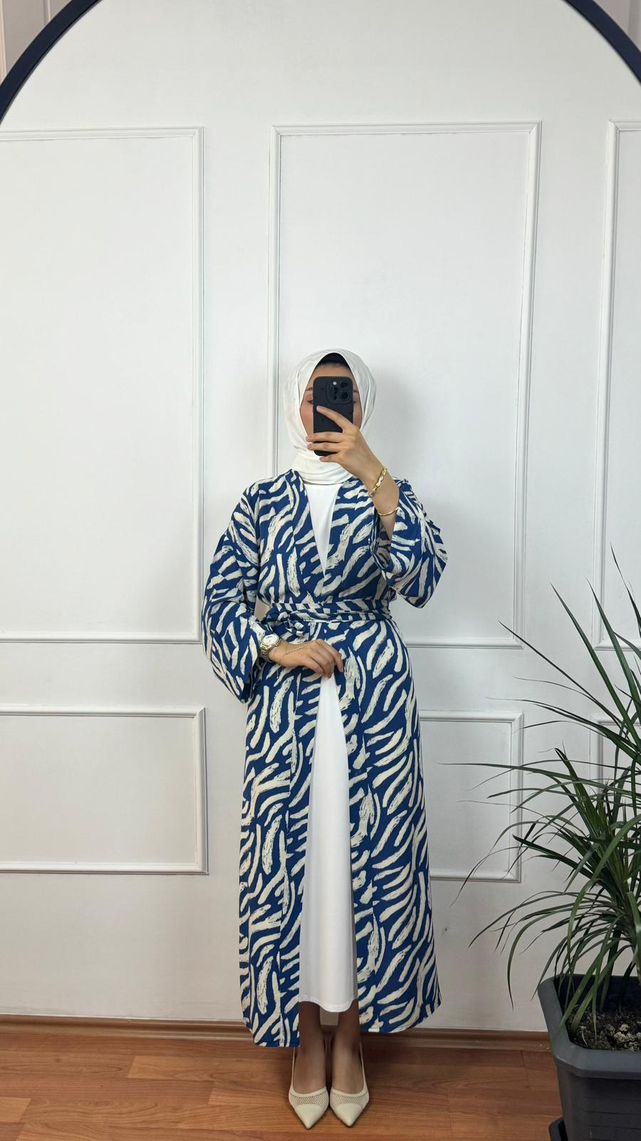 Mavera Kimono
