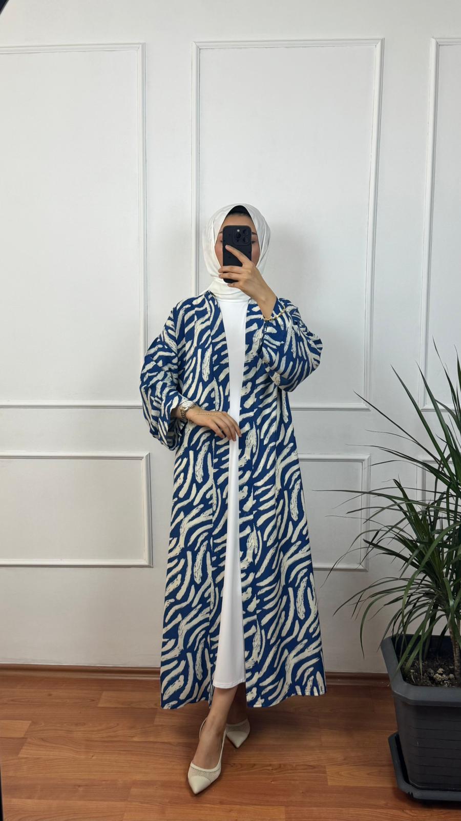 Mavera Kimono