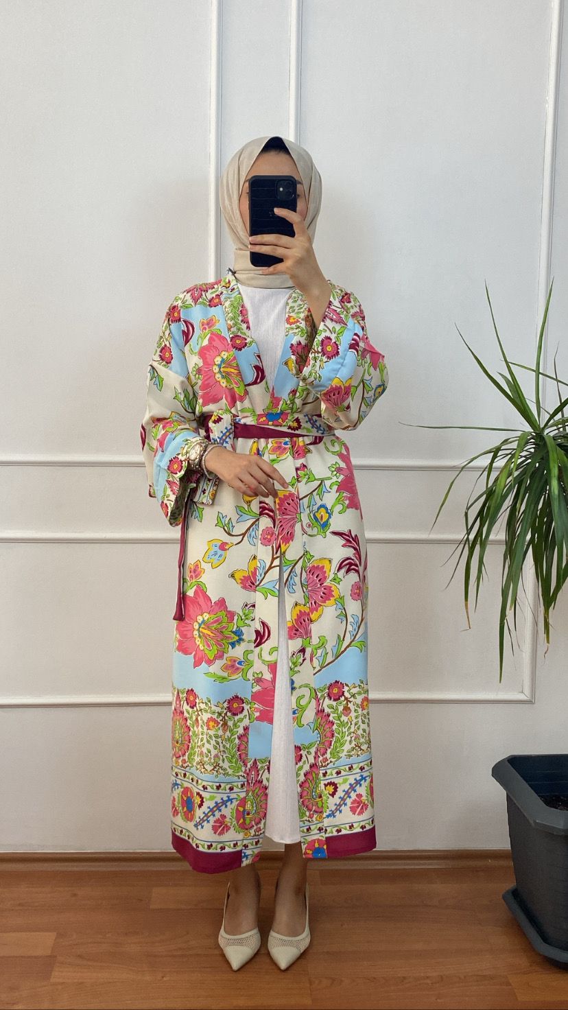 Vişne Helin Kimono