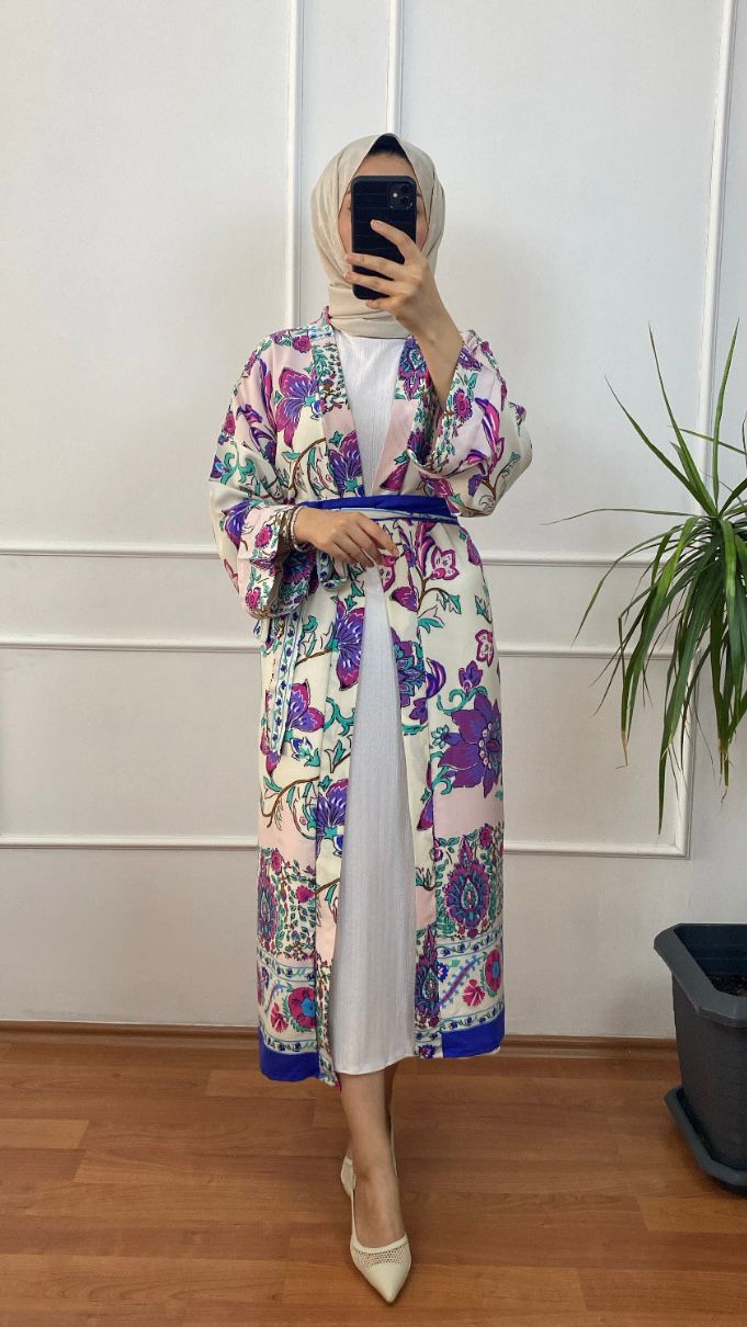 Mor Helin Kimono