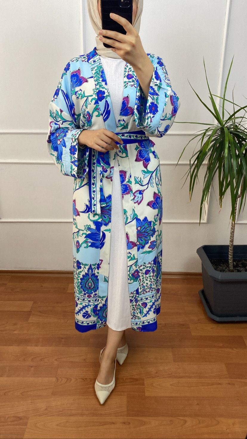 Mavi Helin Kimono