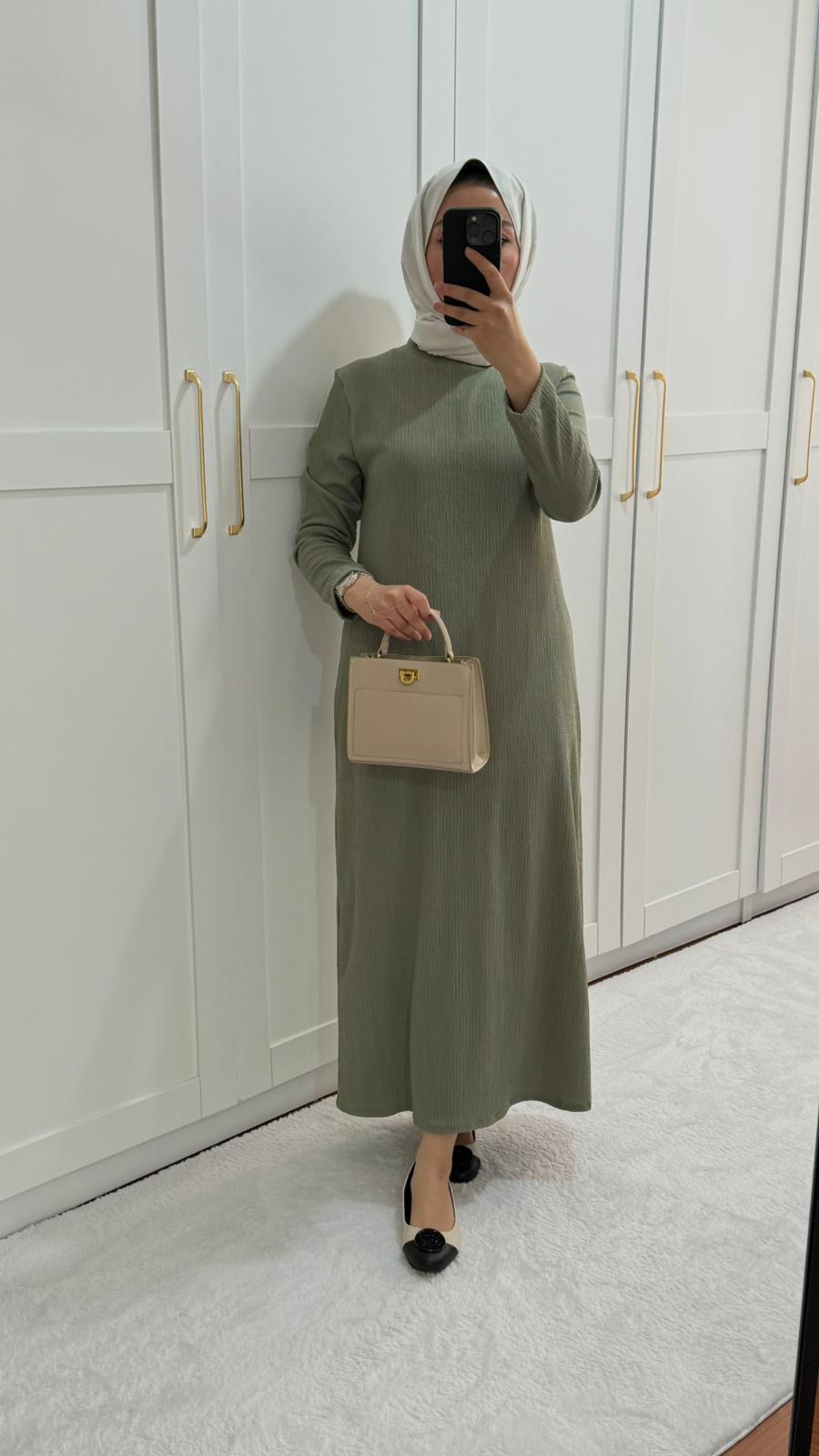 Badem Yeşili Kırınkıl Elbise