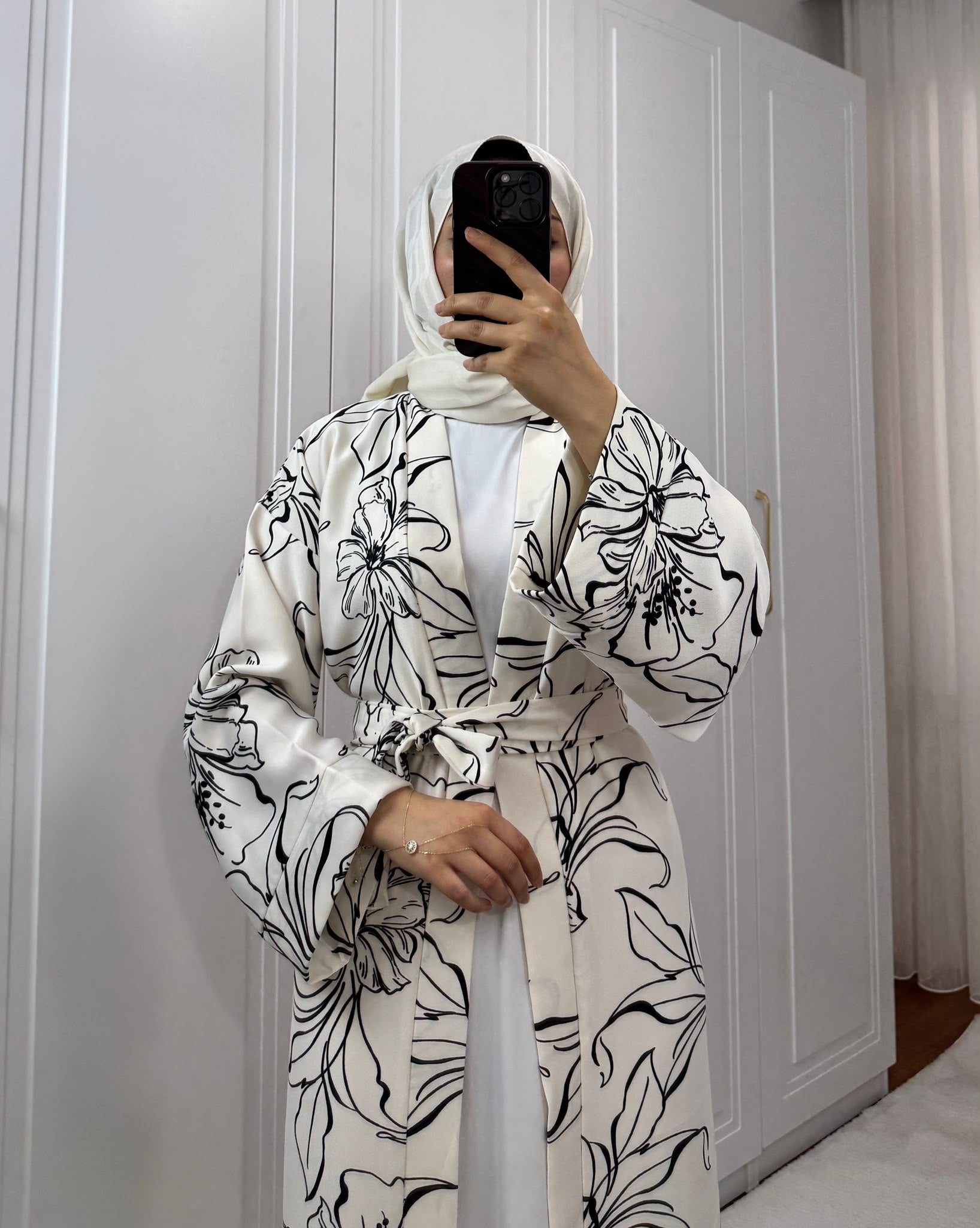 Lilya Kimono